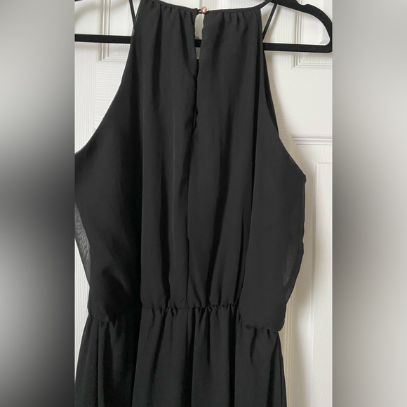 Xhilaration Hi Lo Halter Dress-Size Large With Key hold in front and back - Picture 11 of 12